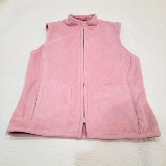 Evan Picone pink soft faux fur zip up vest w/pockets. - Picture 5 of 15